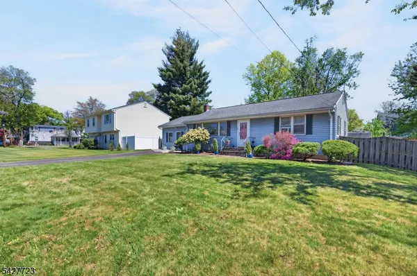 126 Jay Pl, Middlesex Boro, NJ 08846