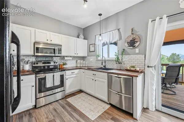 5159 Prairie Grass LN, Colorado Springs, CO 80922