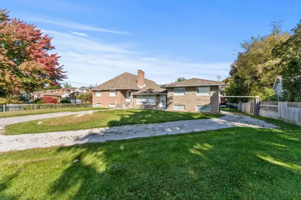 9725 Keele ST, Vaughan, ON L6A 3Y5