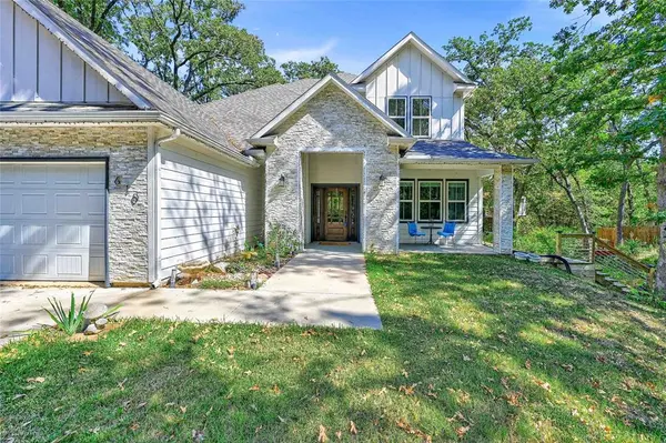 610 Deleon Street, Denison, TX 75020