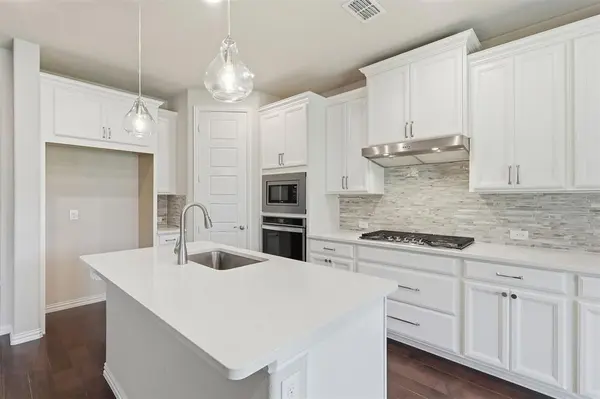 2564 Durango Drive, Carrollton, TX 75010