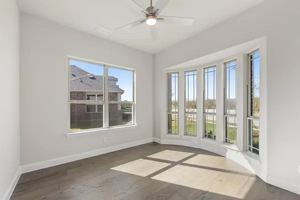 191 Creekside Drive, Sanger, TX 76266