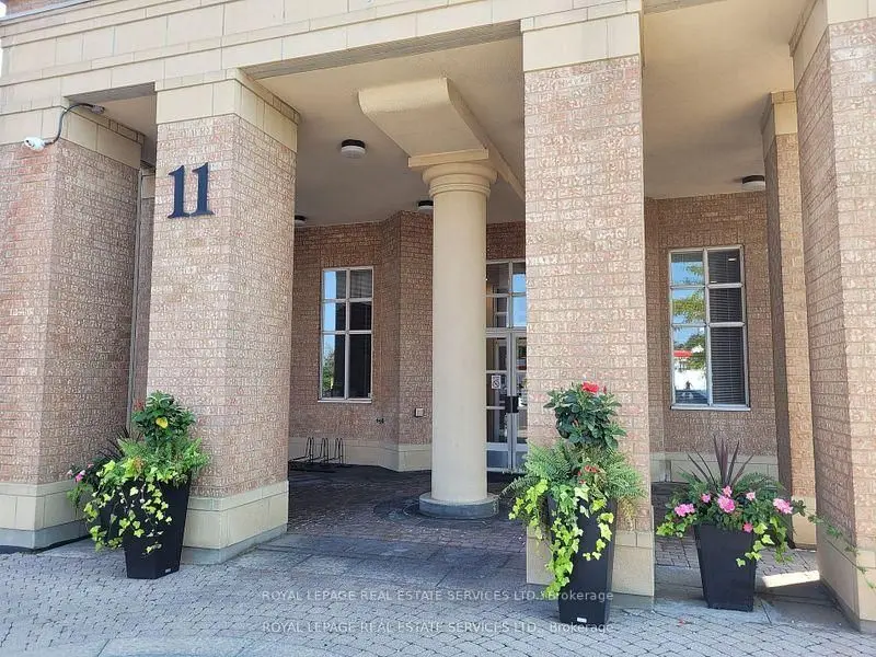 11 Thorncliffe Pk DR #607, Toronto C11, ON M4H 1P3