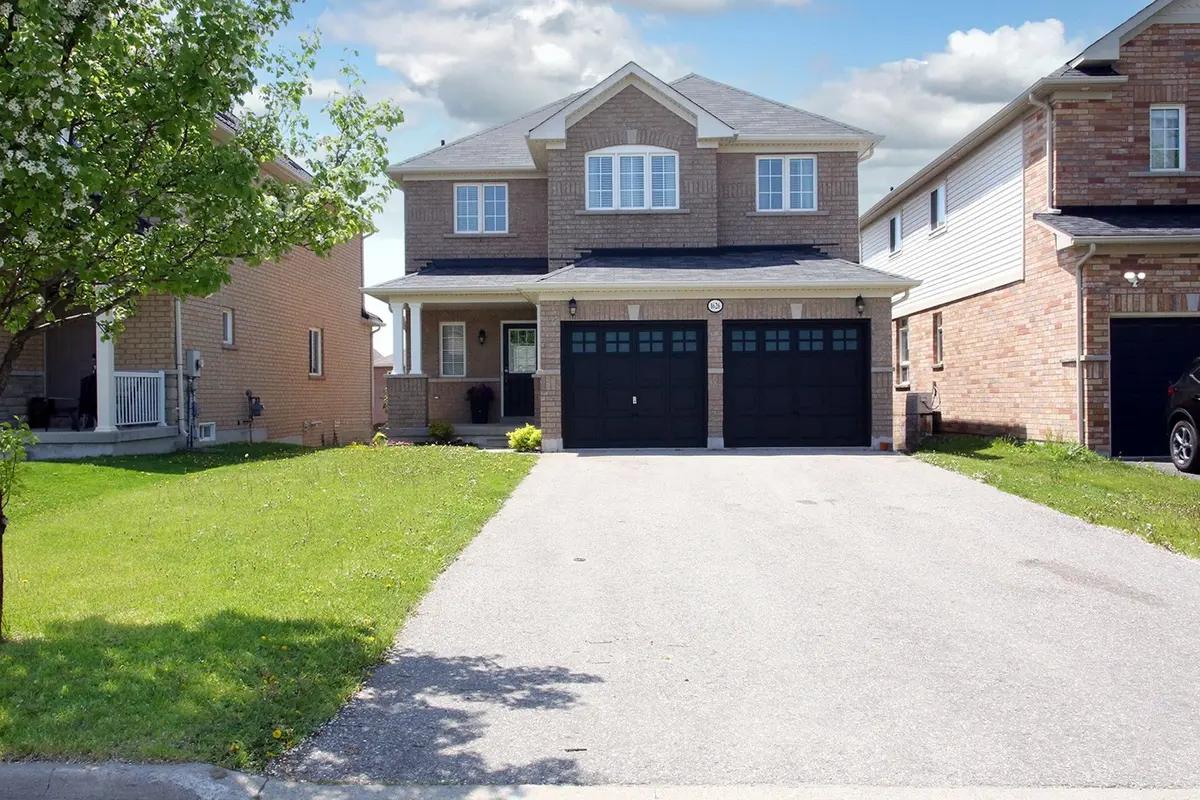 1626 Quail Run DR, Oshawa, ON L1K 0L9