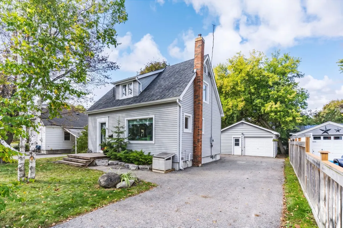 10 Holgate ST, Barrie, ON L4N 2T5