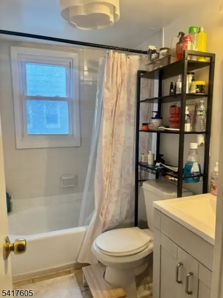 31 E 20Th St, Linden City, NJ 07036