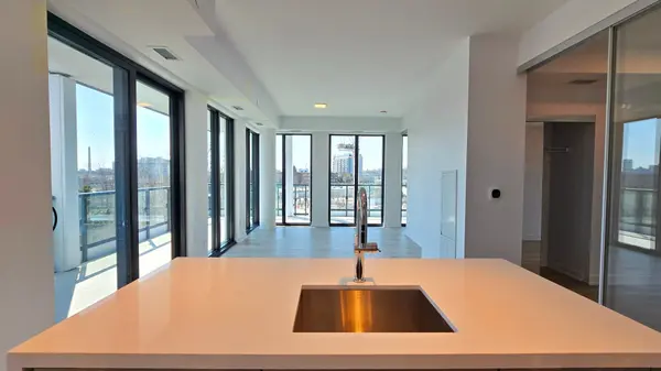 29 Green Trail CT #301, Toronto C15, ON M2K 0J9