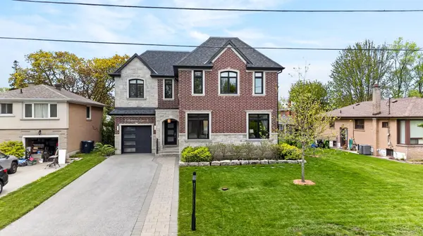 9 Baintree East ST, Toronto C06, ON M3H 3X6
