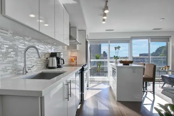 58 Orchard View BLVD #414, Toronto C03, ON M4R 1B9