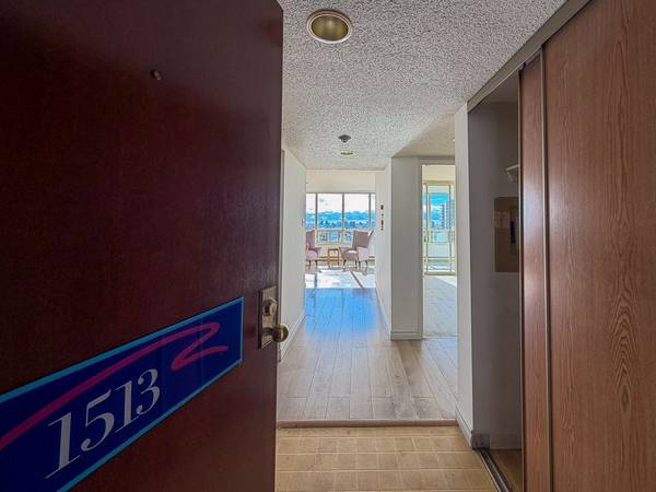 150 Alton Towers CIR #1513, Toronto E07, ON M1V 4X7
