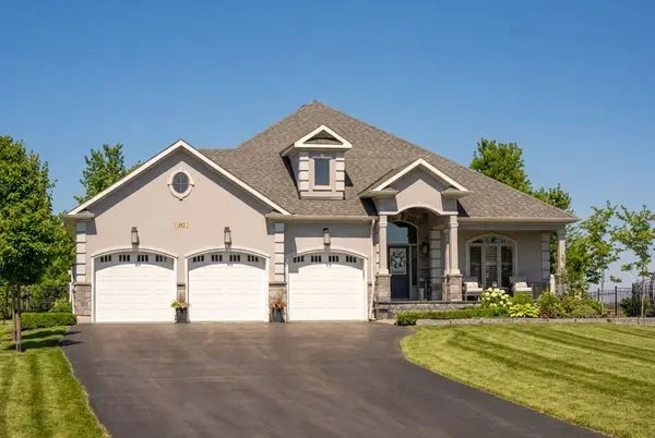 327 Sunnybrae AVE, Innisfil, ON L9S 0K9