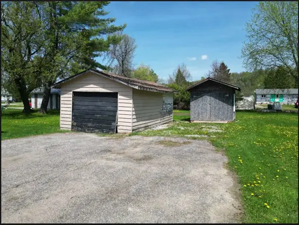 14 Chandos ST, Minden Hills, ON K0M 2K0