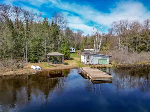 26 Mallard RD, Seguin, ON P2A 2W8
