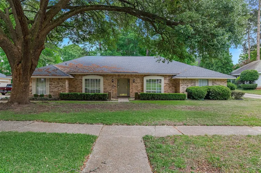 559 Dunmoreland Drive, Shreveport, LA 71106