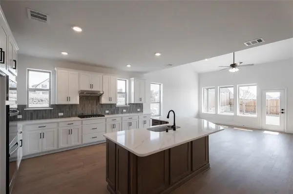 2416 Woodhall Drive, Celina, TX 75009