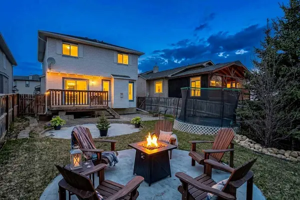 268 Westmount CRES, Okotoks, AB T1S2J1