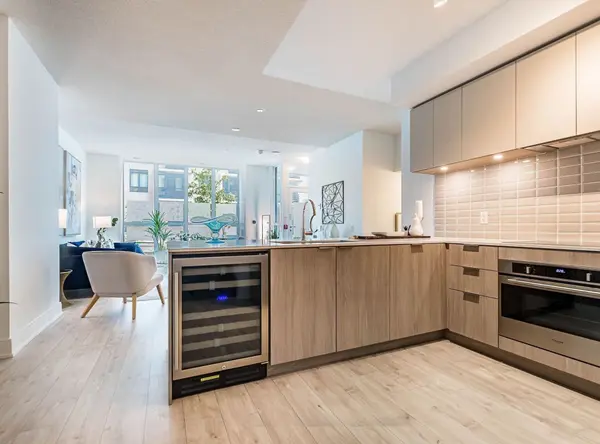 70 Annie Craig DR #TH104, Toronto W06, ON M8V 0C4