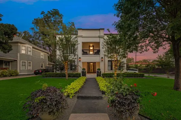 4902 Worth Street, Dallas, TX 75214