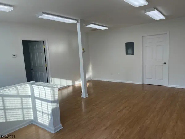 420 County Road 513, Califon Boro, NJ 07830