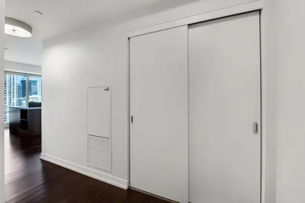 21 WIDMER ST #2209, Toronto C01, ON M5V 0B8