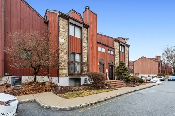 40 Bennington Sq, Washington Twp., NJ 07840