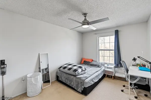25 Chelsea Ct #25, Franklin Twp., NJ 08823