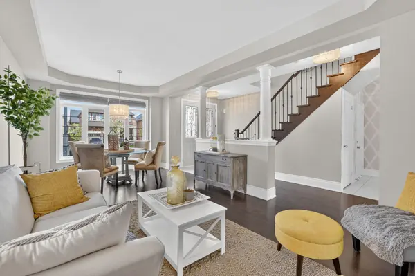 59 Manor Forest RD, East Gwillimbury, ON L0G 1M0
