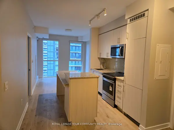 4055 Parkside Village DR #2016, Mississauga, ON L5B 0K8