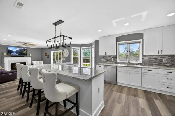 22 Lauren Ln, Vernon Twp., NJ 07461
