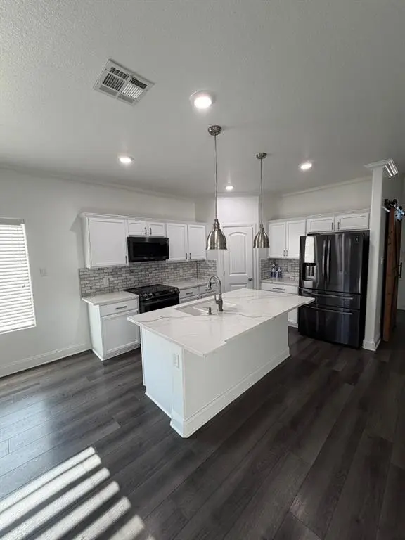 8045 Ballater Drive, Fort Worth, TX 76123