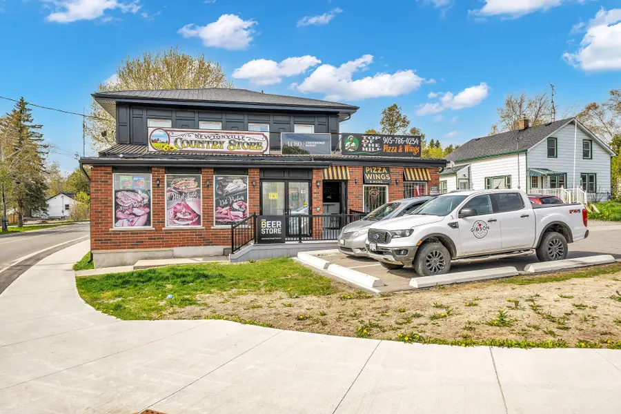 4502 Highway 2 RD, Clarington, ON L0A 1J0