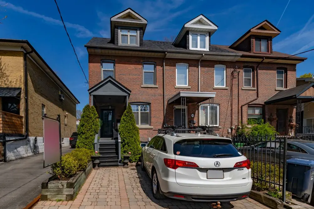 55 Devon RD, Toronto E02, ON M4E 2J7