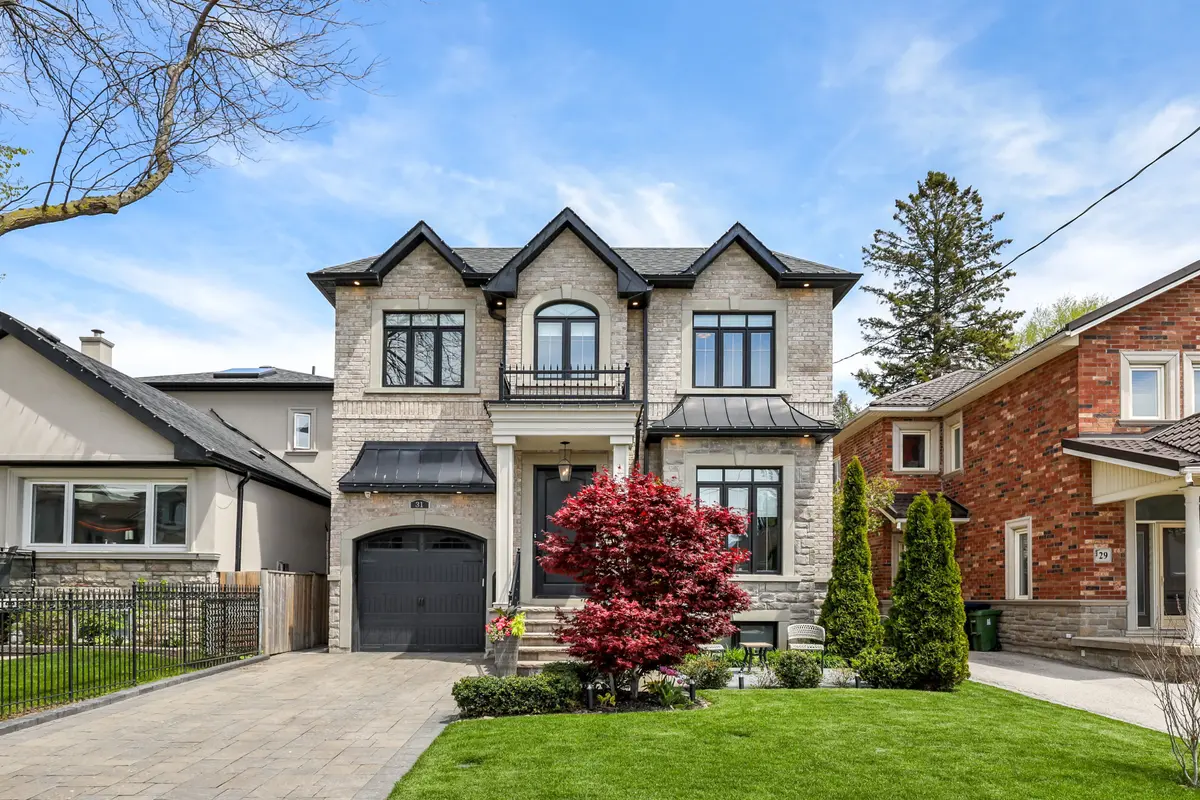 31 Presteign AVE, Toronto E03, ON M4B 3A9