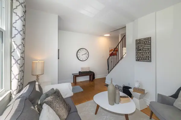 55 Devon RD, Toronto E02, ON M4E 2J7