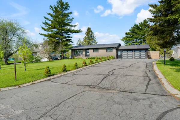 1611 SUNNYSIDE RD, Kingston, ON K7L 4V4
