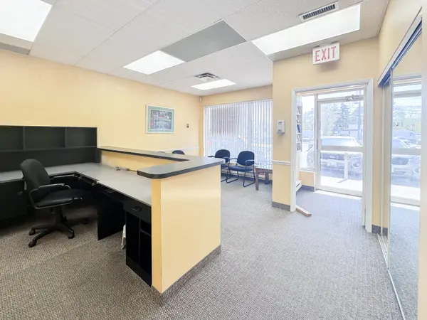 2085 Weston RD #1, Toronto W04, ON M9N 1X7