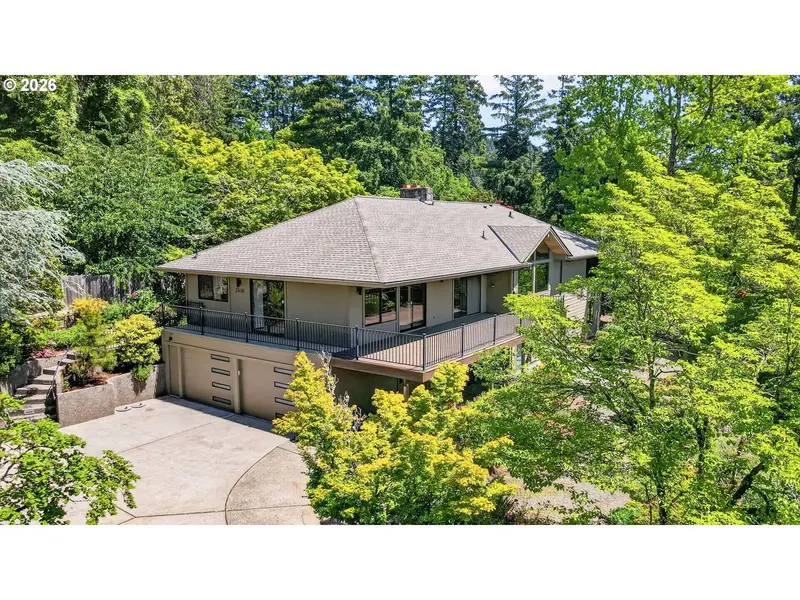 3500 SW 44TH AVE, Portland, OR 97221