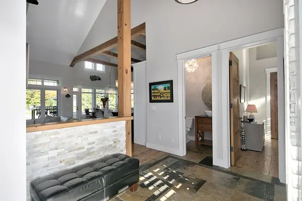 174 High Bluff LN, Blue Mountains, ON N0H 2P0
