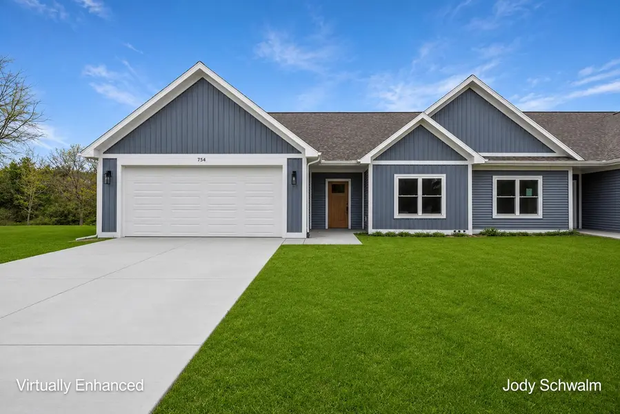 754 Noble DR, Belding City, MI 48809