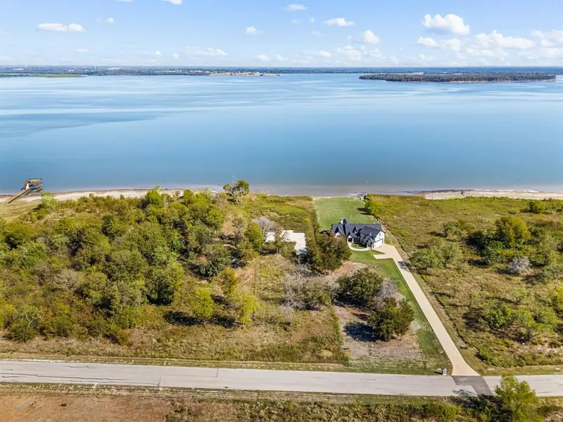 9397 W Shoreline Drive, Kemp, TX 75143