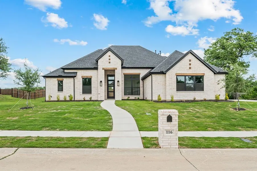 116 Oak Grove Lane, Boyd, TX 76023