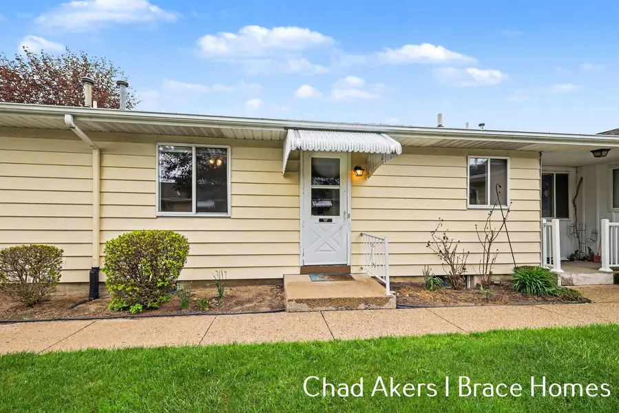 5912 Leisure South DR SE, City Of Kentwood, MI 49548