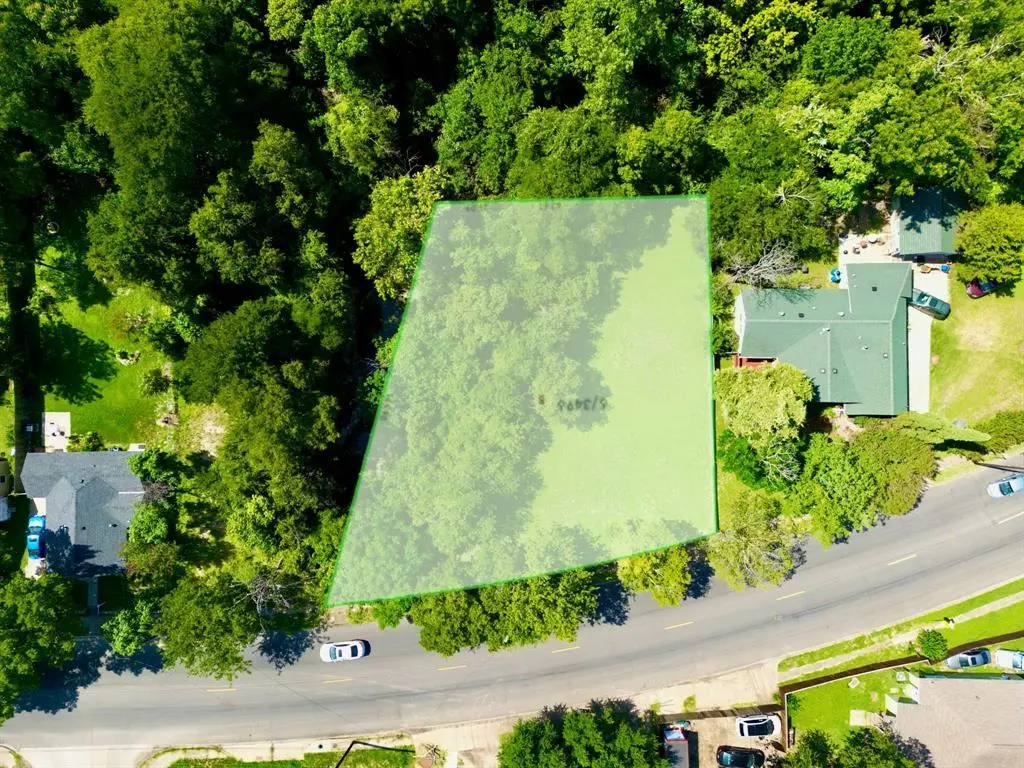 1216 W Clarendon Drive, Dallas, TX 75208