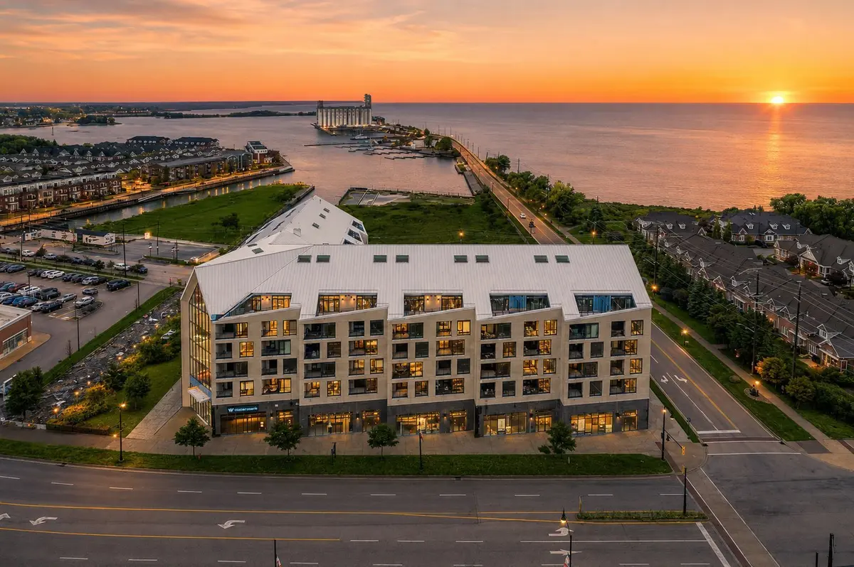 31 Huron ST #523, Collingwood, ON L9Y 5T7
