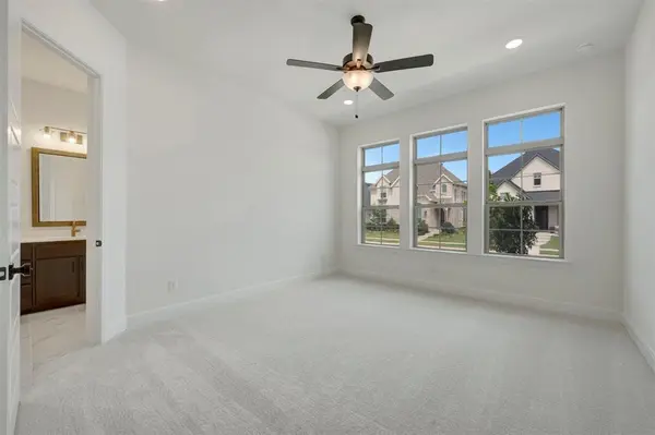 1908 Cola Drive, Van Alstyne, TX 75495