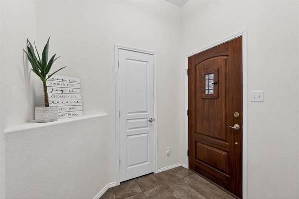 1121 Hidden Lake Drive, Burleson, TX 76028