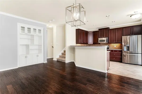 2556 Chambers Drive, Lewisville, TX 75067