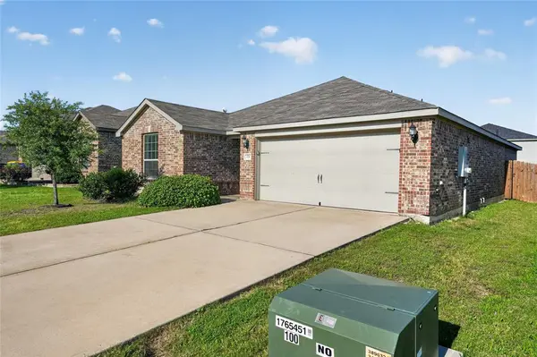 178 Presidents Way, Venus, TX 76084