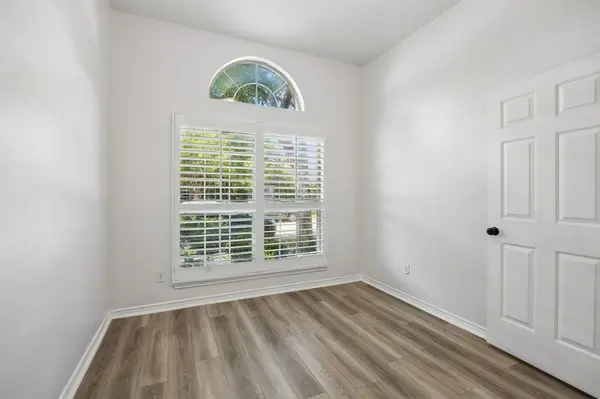 8608 Mill Creek Road, Irving, TX 75063