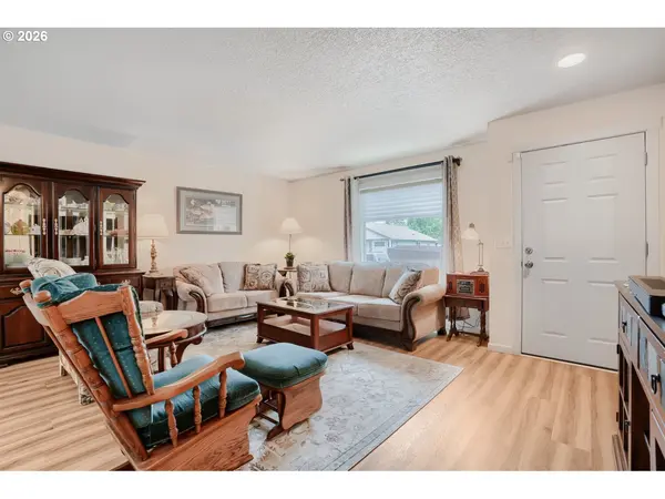 12501 NE 44TH ST, Vancouver, WA 98682